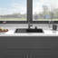 Évier de cuisine en quartz composite avec conception à réduction de bruit et surface lisse non poreuse