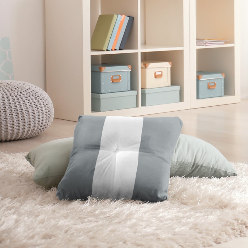  Coussin de sol touffeté, 26 po x 26 po, Argent/blanc