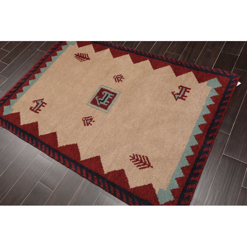 Tapis de zone en laine noué la gabbeh beige 4 pi x 6 po one-of-kind main Southwestern