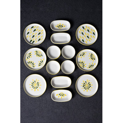 14-Piece Ceramic Breakfast Set, Green | Includes 6 Round Breakfast Plates (7.5 in), 2 Oval Presentation Platters (9.3 x 4 in), 2 Olive Ovals (9 x 2.4 in), 4 Sauce Holders (4.5 x 4.5 in) | Dishwasher Safe & Stackable, Perfect for Dining & Entertaining