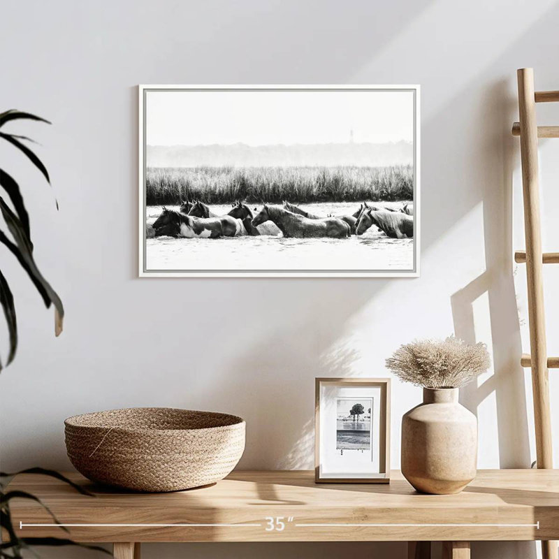Chevaux d'eau III, Cadre flottant blanc, 19 po x 13 po