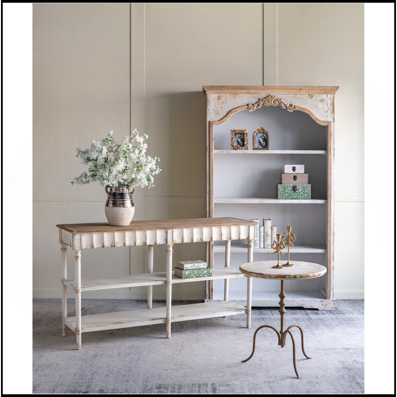 Console 63 po x 19,5 po x 35,5 po à trois niveaux en bois au fini blanc vieilli et beige