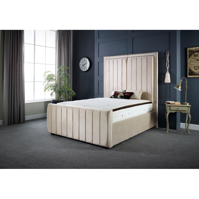 Ambreanna Upholstered Bed, Double (4'6)