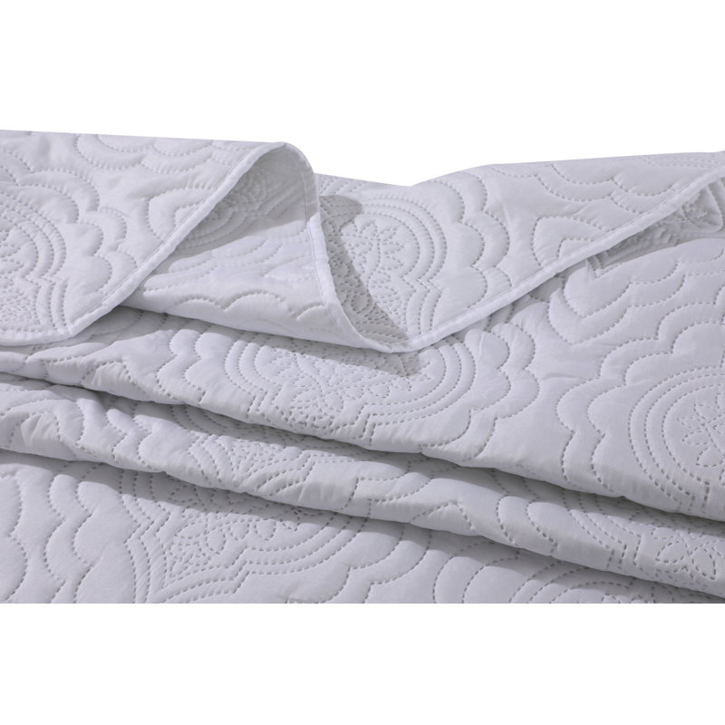 Ensemble de courtepointe réversible en microfibre Marina Decoration, Courtepointe pour très grand lit et 2 taies déco, Blanc