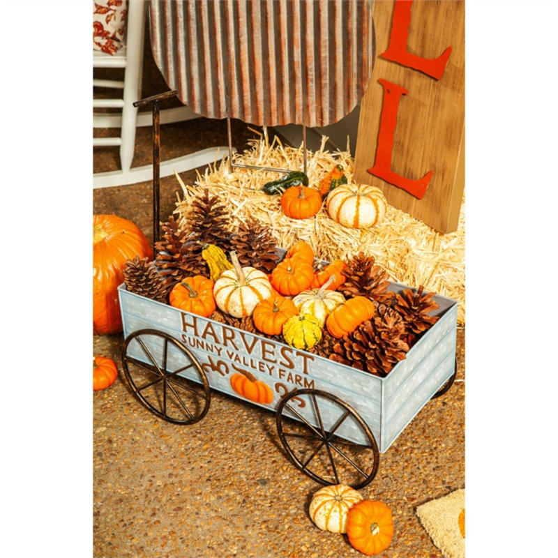 Figurine Harvest Wagon