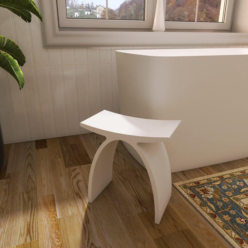 Tabouret de salle de bain en résine blanche matte à surface solide avec design antidérapant et ergonomique