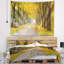 Tapisserie de campagne sous les arbres jaunes-116790791