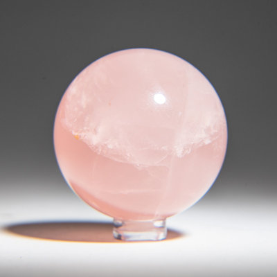 Sphère en quartz rose poli de Madagascar (0,24 lb)