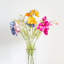 Arrangement floral soie de marguerite-70116139