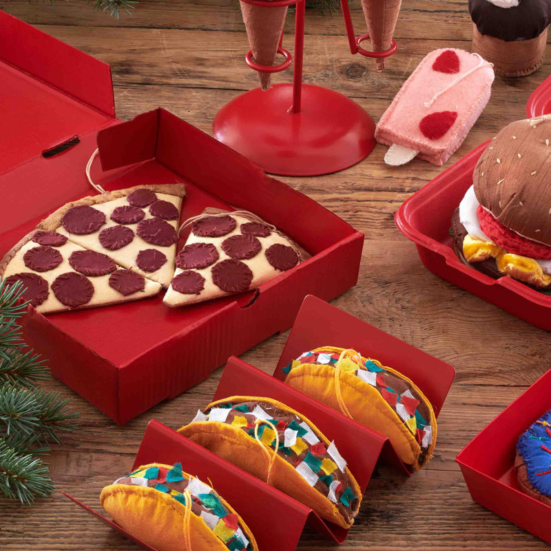 Pop ornament-pizza