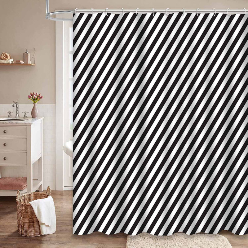 Rideau de douche abstrait abstrait à lignes noires en diagonale avec 12 crochets, 72" L x 84" W
