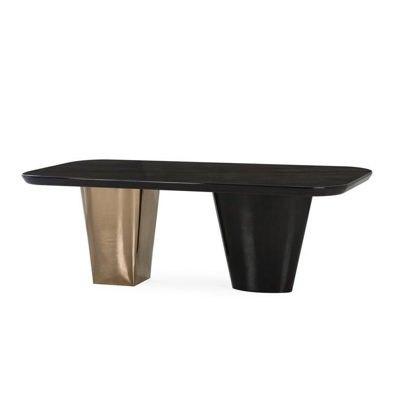 Wedigo Dining Table