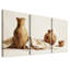 Ensemble de 3 vases en céramique bruns avec feuille d'or sur toile drapée-133395582