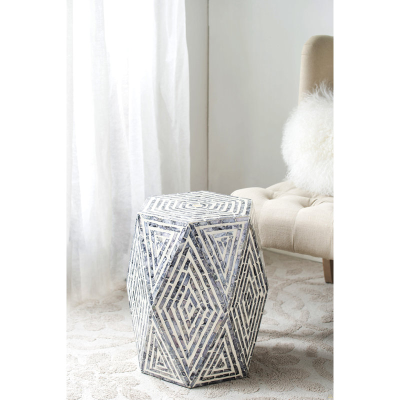16 x 14 x 18 po, tabourets de jardin hexagonaux, table d'appoint unique Capiz, noir / blanc