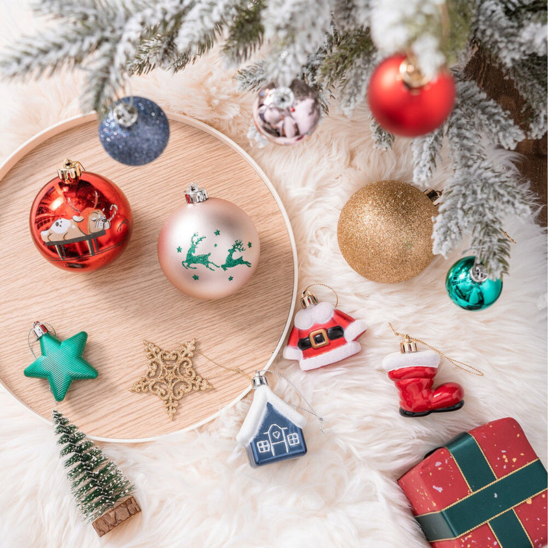 Ornement boule Jaquavious The Holiday Aisle®