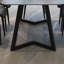 Table et chaises de style rétro-109955023