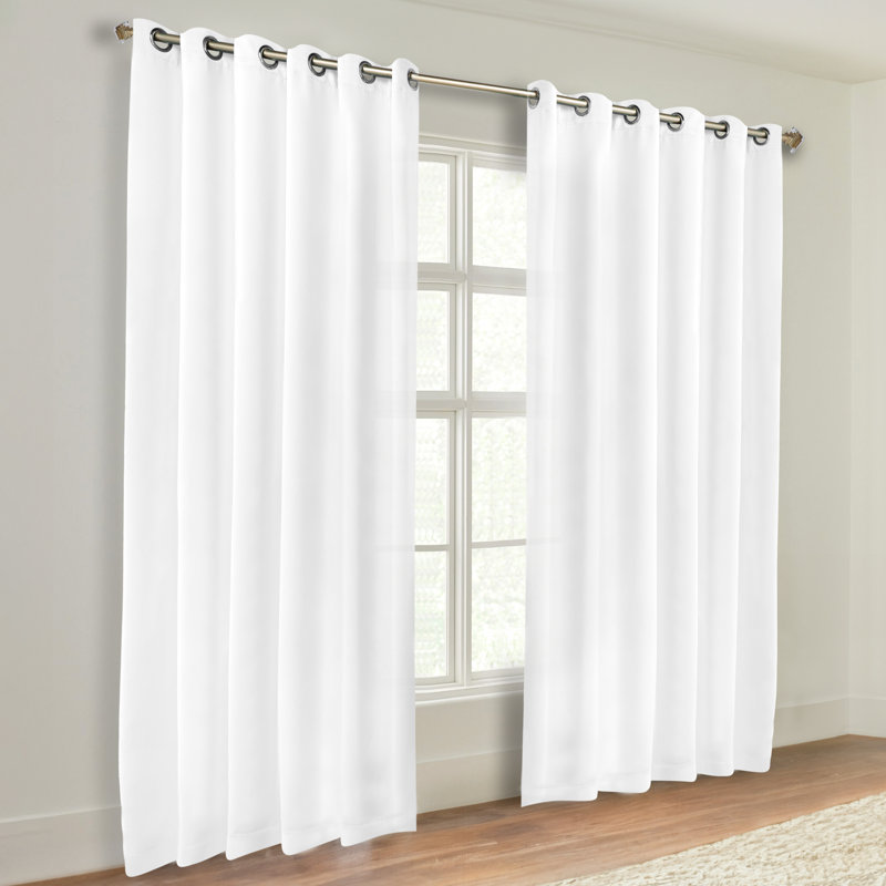 Paire de rideaux obscurcissant avec œillets Millendon, Blanc neige, L 70 po x L 63 po