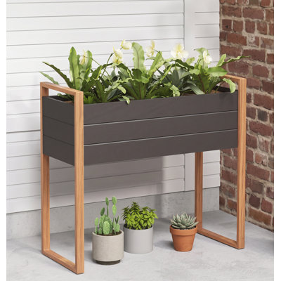 Marria Metal Planter Box