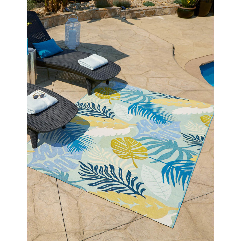 Windall Indoor/Outdoor Modern Area Rug, Rectangle 7'10" x 10'