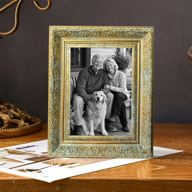 Cadre photo traditionnel 8 pi x 10 po doré antique 1pc, Antique Gold, 1, 8" W x 10" H