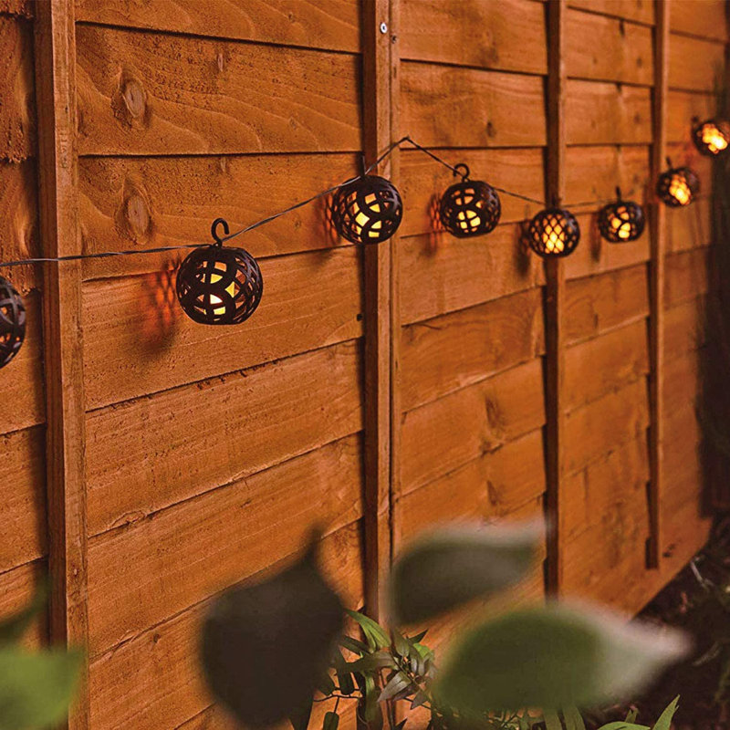 LED Solar Powered 8 - Bulb Shaded String Light