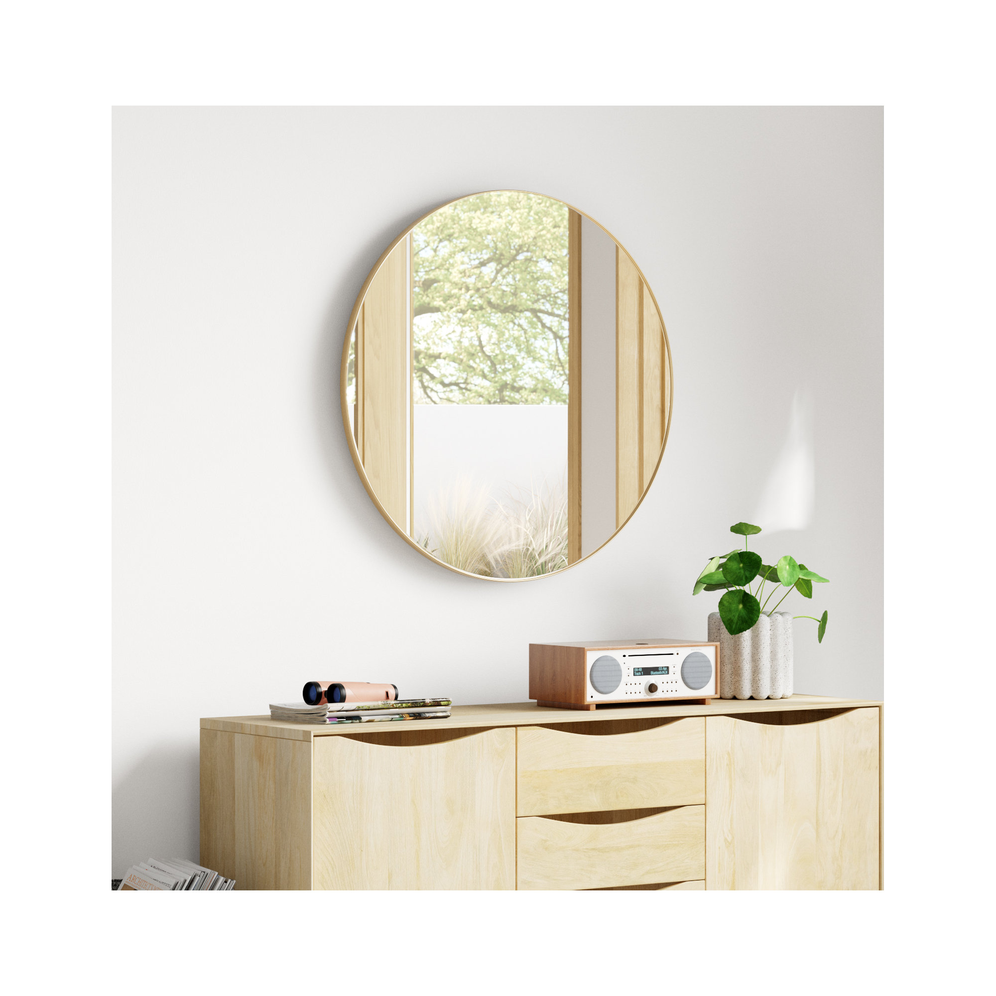 Eaton Round Mirror, Gold, 30" x 30"