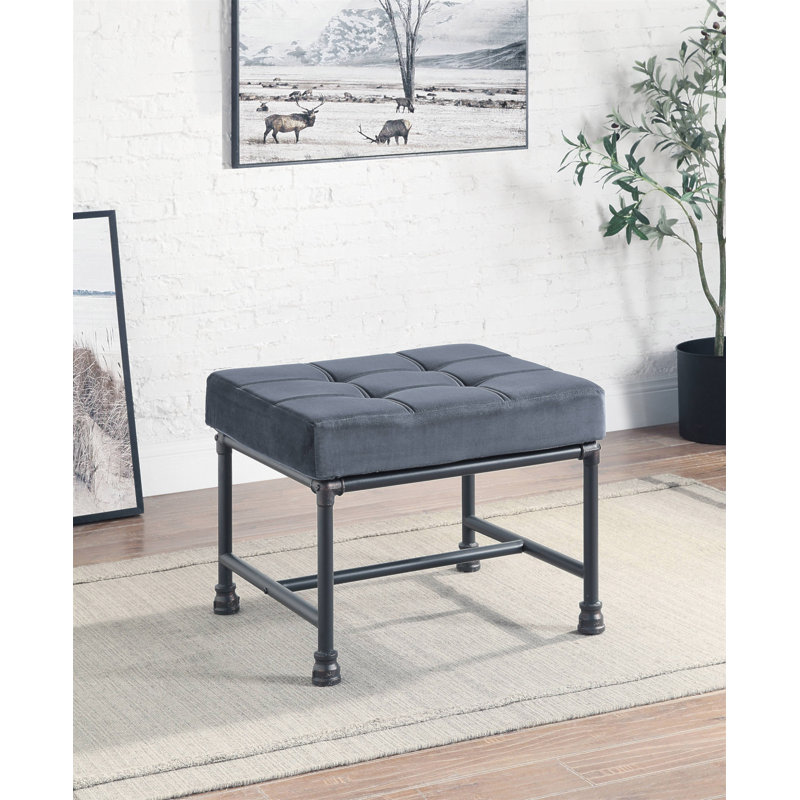 Repose-pieds Brantley en velours gris et finition gris sable