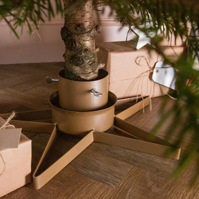 Metal Star Christmas Tree Stand, Gold
