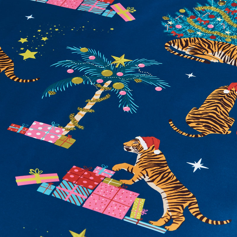 Christmas Tiger Soft Reversible Duvet Cover Set, Double Duvet Cover + 2 Standard Pillowcases