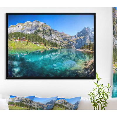 «Lake Oeschinen Suisse», photographie encadrée sur toile