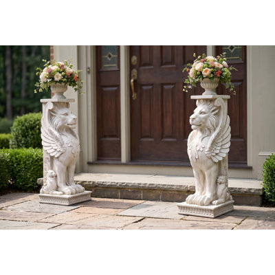 Sundorne Winged Lion Pedestal