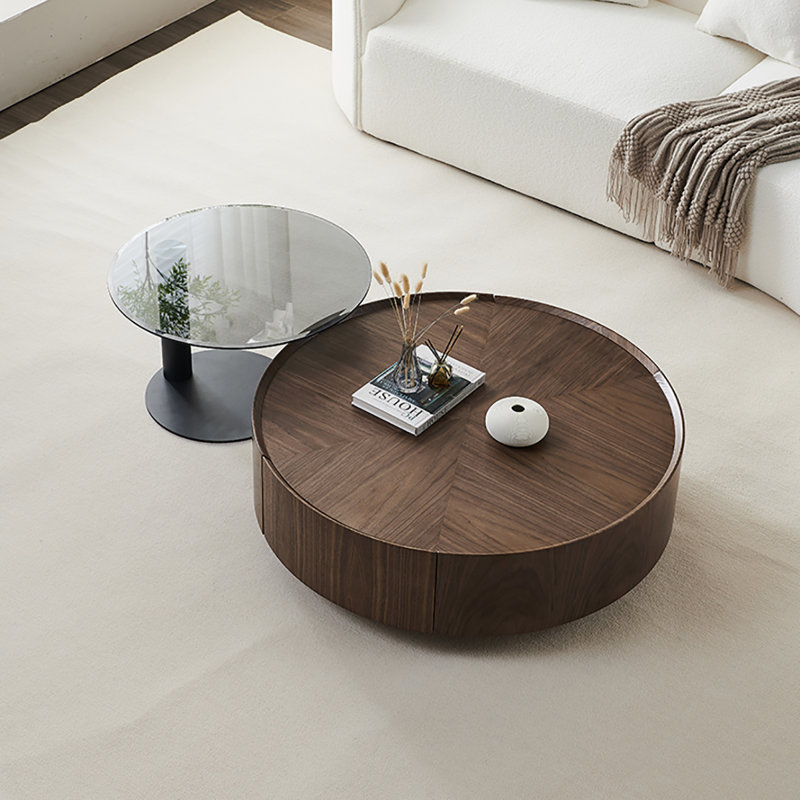Une combinaison de table basse ronde en noyer minimaliste, H 12,6 po x l 39,4 po x P 39,4 po