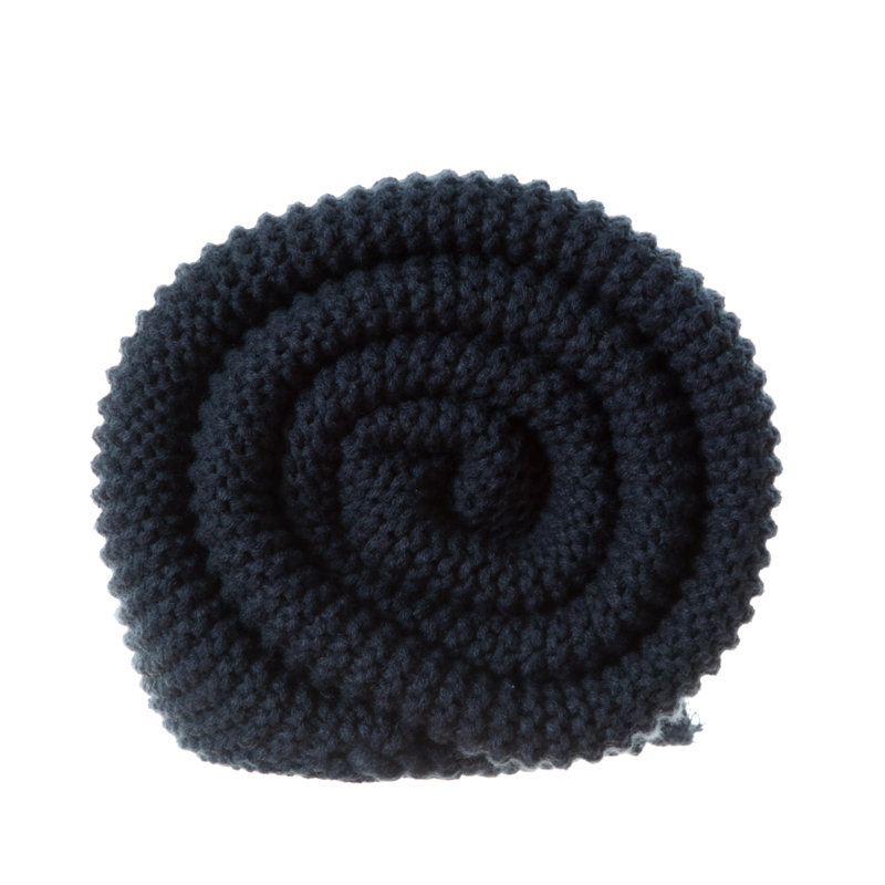Jeté en tricot 50 po x 60 po Cozy Tyme Lillyanna, Bleu marine