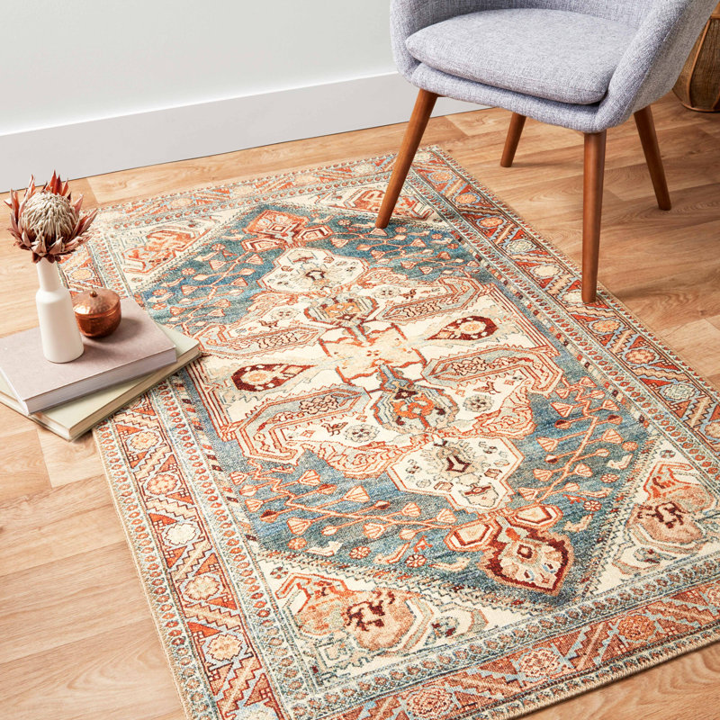 Anaelise Oriental Indoor Rug, Rectangle 2'3" x 3'9"