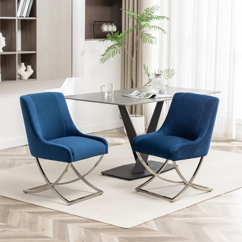 Chaise d'appoint rembourrée en velours Elian, Marine