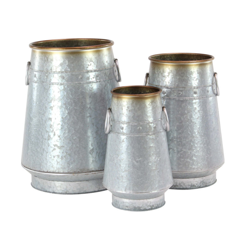 Armel Metal Planter