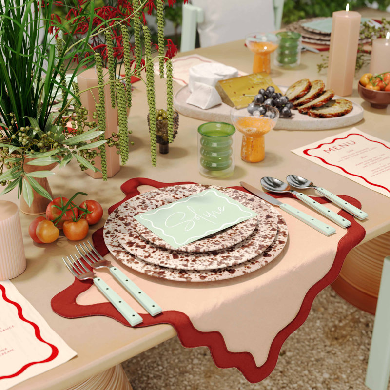 Scalloped Edge Rust and Orange Cotton Rectangular Placemat Set