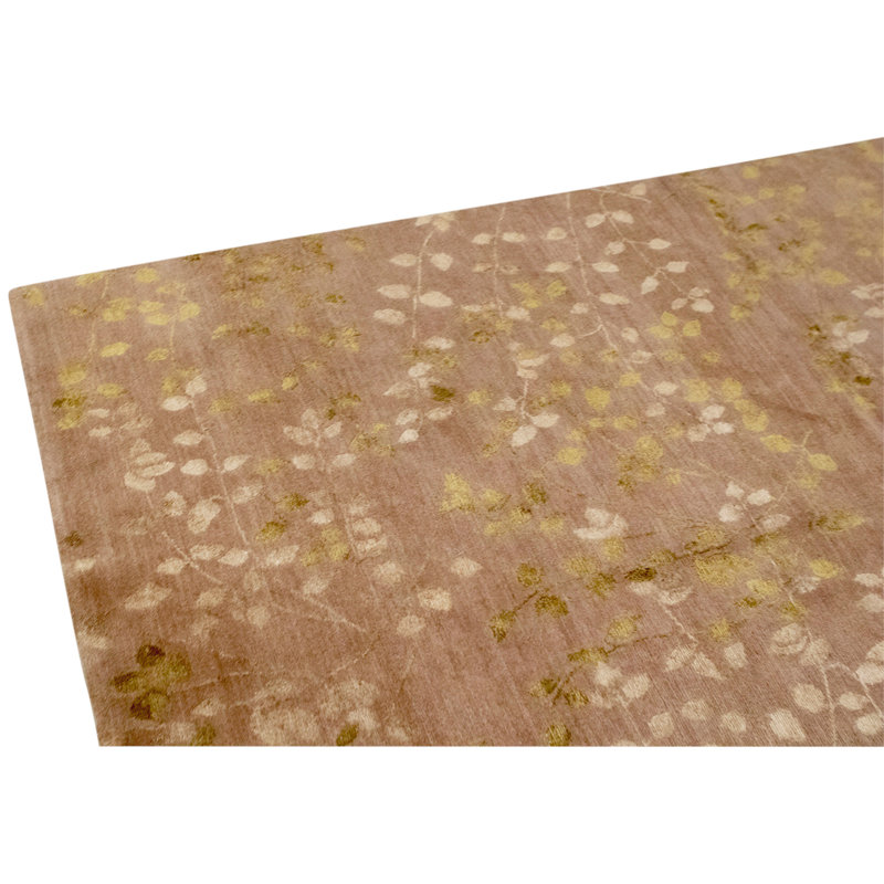 Hand Knotted Wool Area Rug in Peach
