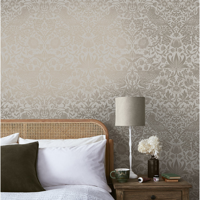 William Morris At Home SS24 Floral Wallpaper Double Roll, Fibrous Neutral