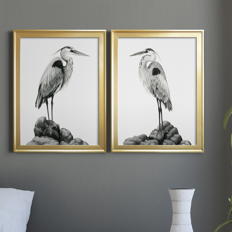 Shoreline Heron in B&W I, reproduction encadrée de qualité supérieure - prête à être accrochée, H 24,5 po x l 37 po x P 1 po