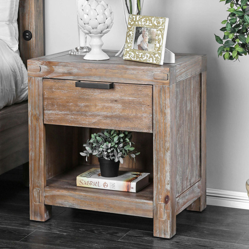 Table de chevet rustique