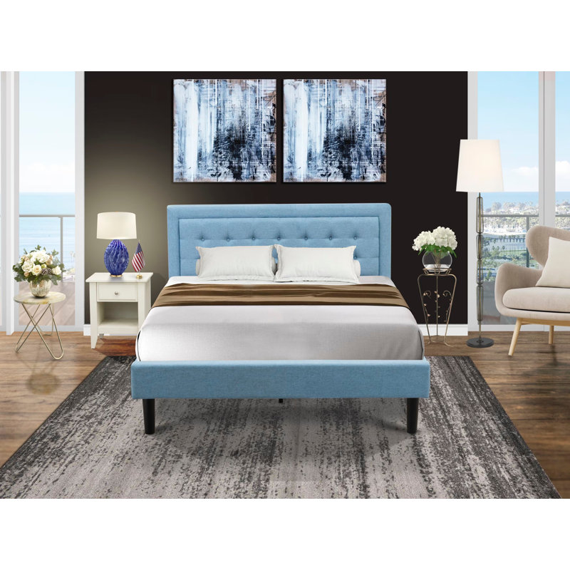 Ensemble de lit Fannin 2 pièces comprenant un cadre de lit Queen et une table de chevet pour la chambre à coucher - Fabrication fiable et robuste - Tissu en lin bleu denim
