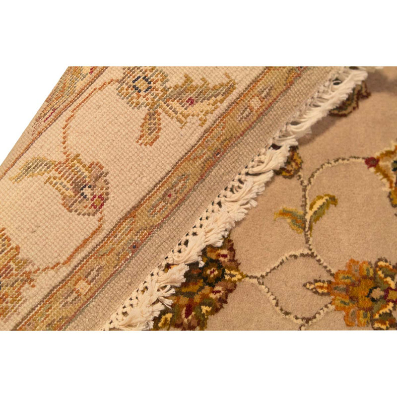 Oriental Area Rug in Ivory