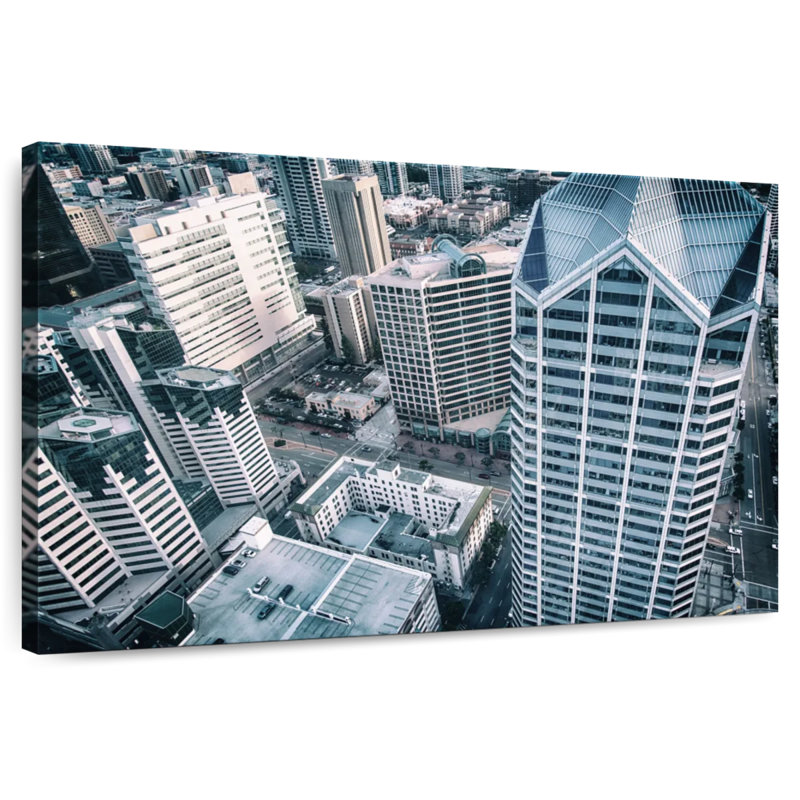 Sirci San Diego Towers, H 20 po x l 30 po