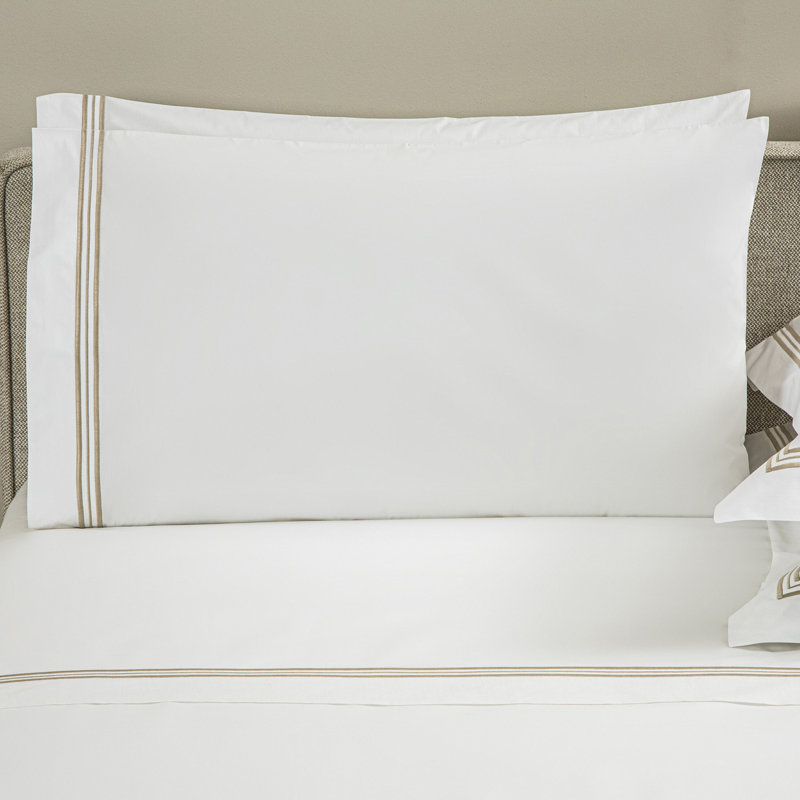 Triplo Bourdon Pillow Case, White/Savage Beige, King