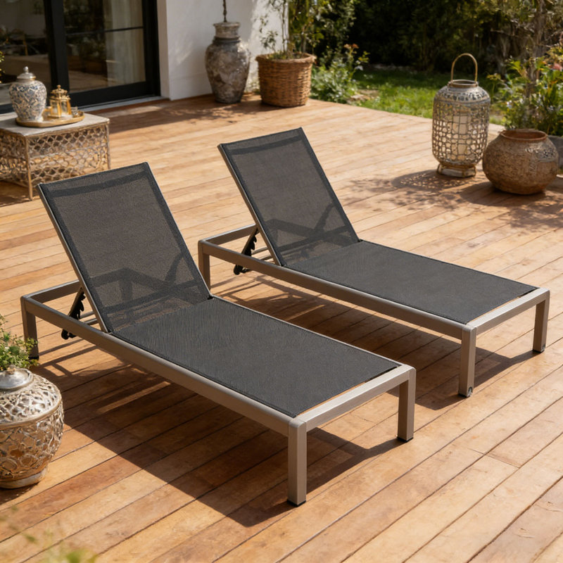 CHAISE LOUNGE, 2