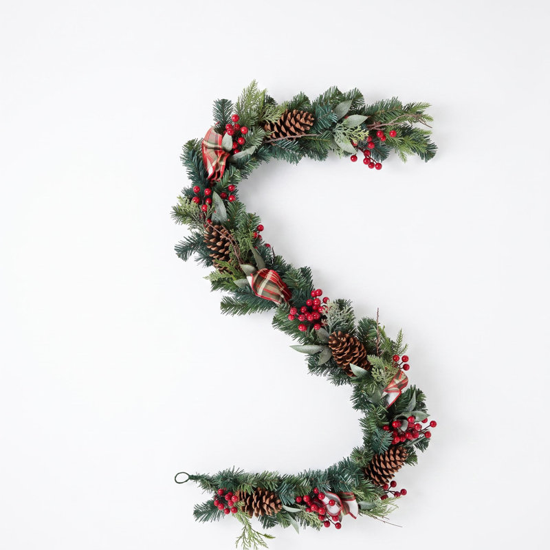 Guirlande de Noël artificielle en PVC avec pommes de pin et baies pour foyer et rampe d'escalier, 9feet