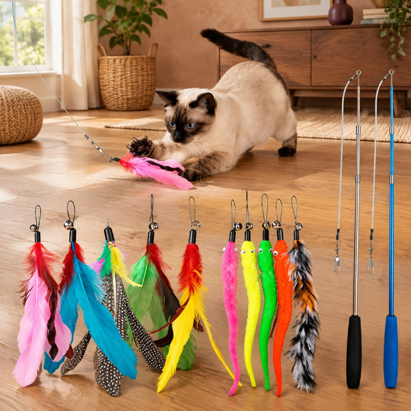 Ce kit de jouet interactif à plumes comprend 2 baguettes rétractables et 10 embouts de rechange avec des recharges de clochettes, formant un dispositif de capture et d'exercice pour les chatons.