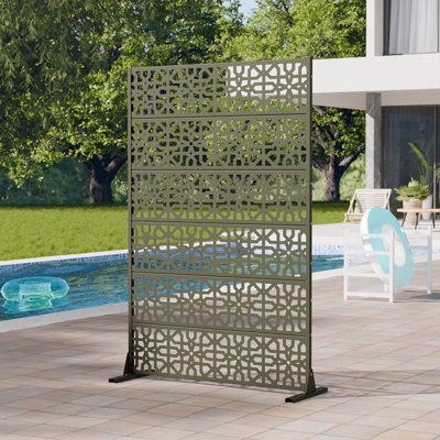 Summit 72 x 47 Inch Metal Outdoor Privacy Screens