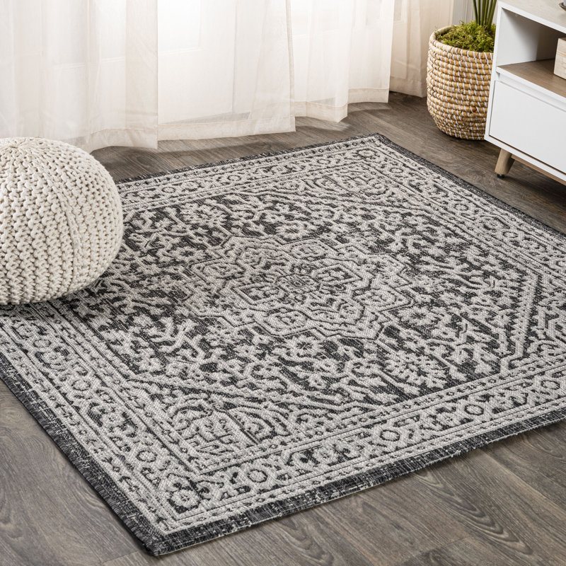 Moten Medallion Textured Weave Gray/Black Indoor/Outdoor Rug, Square 5'3"
